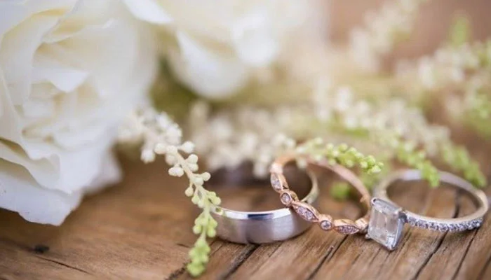 contoh puisi pernikahan sederhana